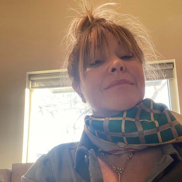 Meet your Posher, Carrie - Picture 9 of 9